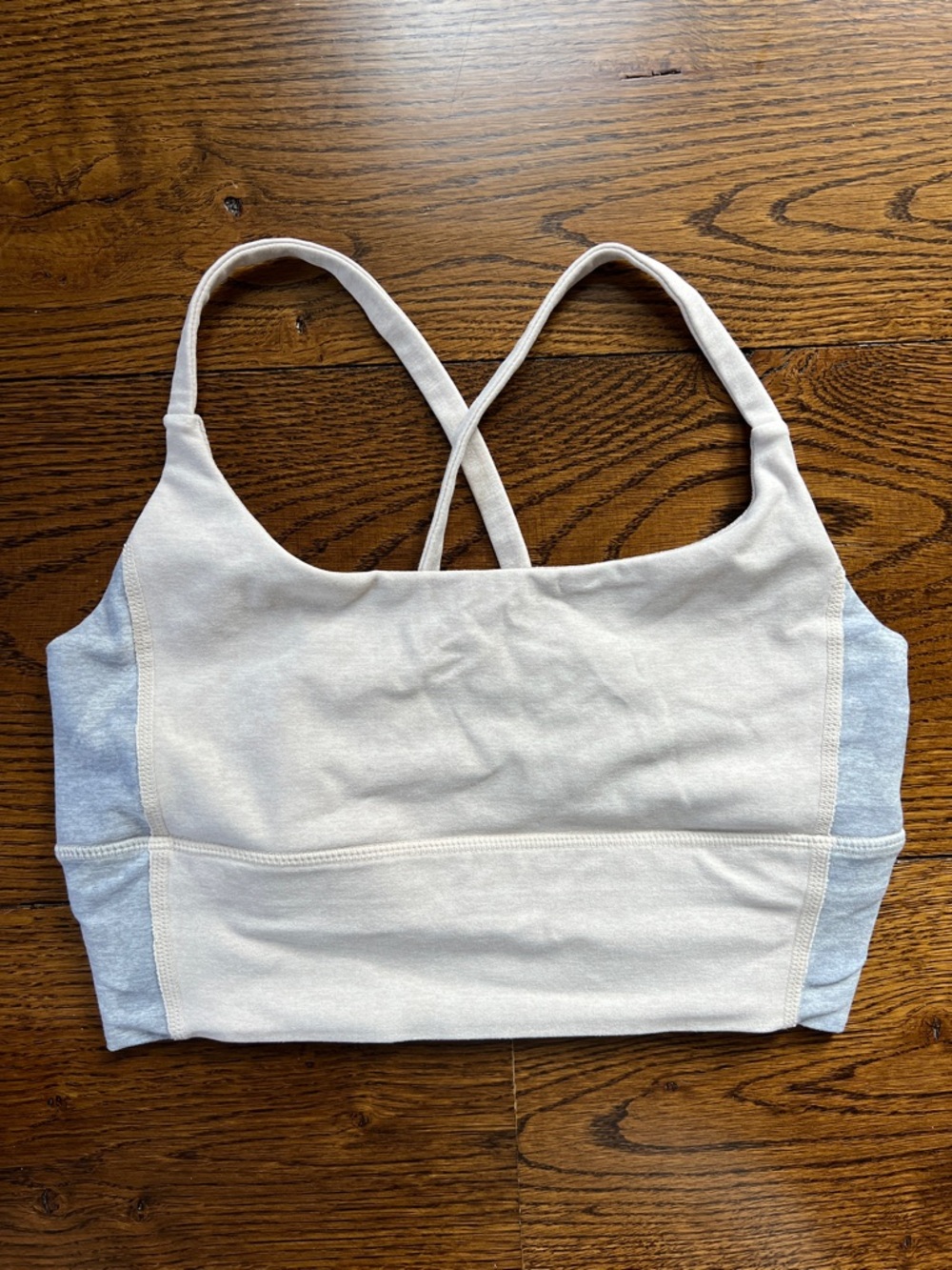 VUORI Cream & Light Blue Crossback Sports Bra